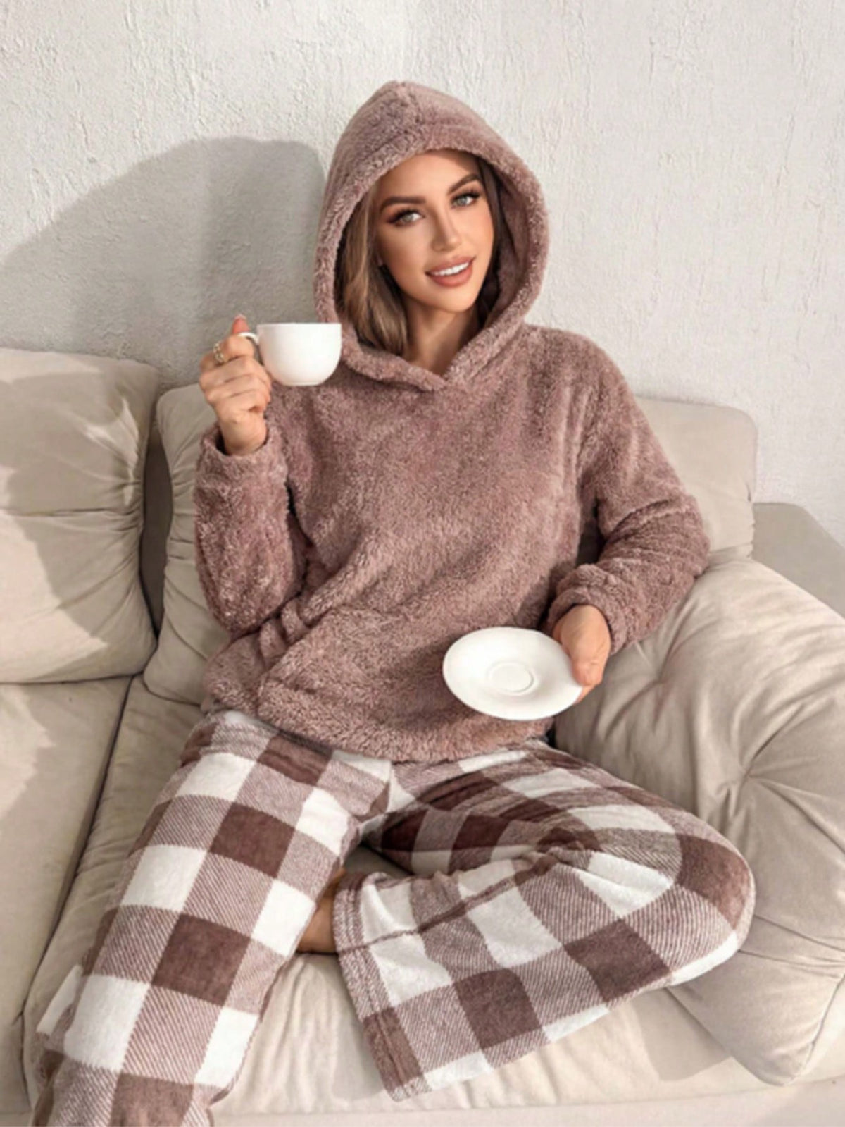 بيجامه كافيه فرو كاروه ب كابيشو